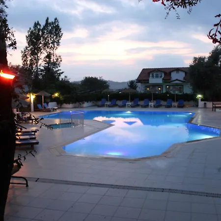 Tunacan 3*