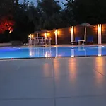 Tunacan Hotel
