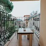 Tunacan Hotel