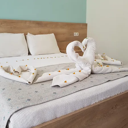 Tunacan Hotel Ölüdeniz